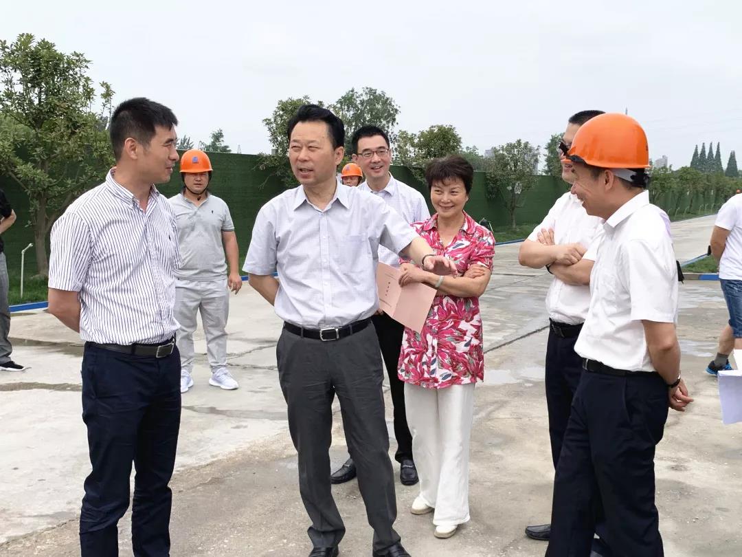 市人大常委会副主任董立新赴市北小学项目现场开展专题调研